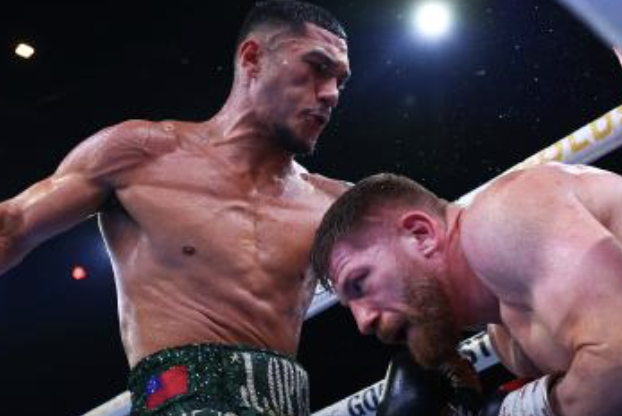 Opetaia arrête Squeo pour conserver les titres IBF et Ring Magazine Cruiserweight