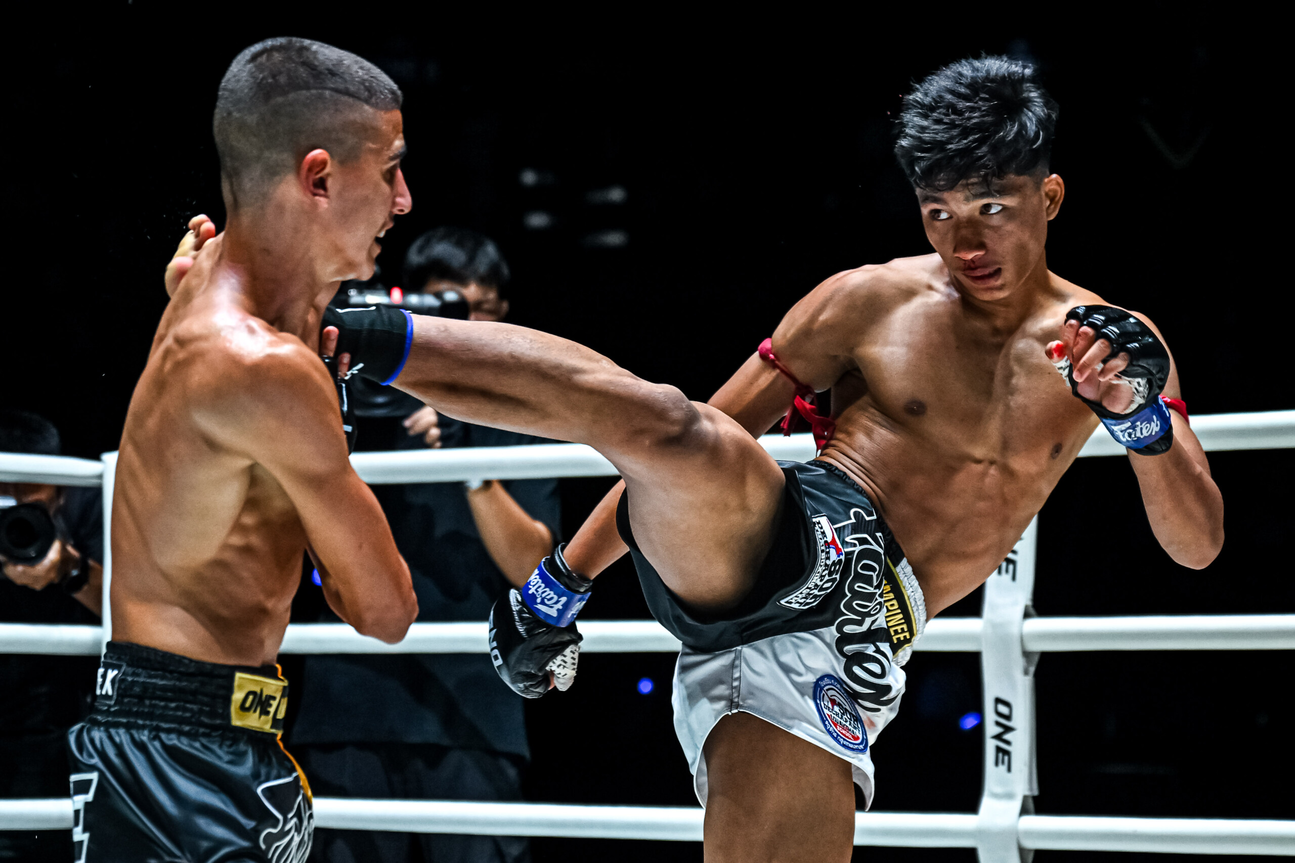 Adam Sor Dechapan Nahyan Mohammed ONE Friday Fights 107 49