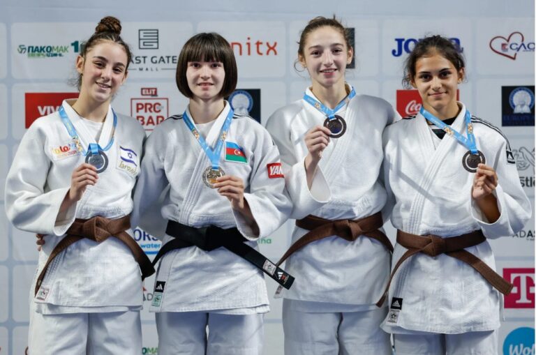 Gulshan Huseynova cinquième fille azeri pour remporter le titre eyof