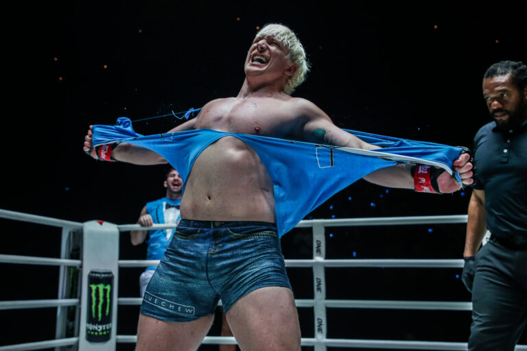 «  Je suis le meilleur du monde '' – La star du MMA lourde Ben Tynan est prête à faire une déclaration à One Fight Night 34
