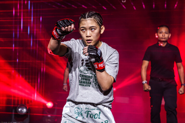 «  Je vise une victoire de soumission '' – Chihiro Sawada déterminé à forcer Macarena Aragon à taper
