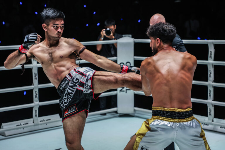 One Fight Night 34 Résultats: Rungrawee bat Assouik, Alyshov termine Pacatiw