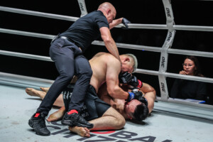 Ryugo Takeuchi Kang Ji a remporté une nuit de combat 34 9