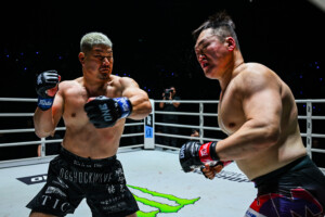 Ryugo Takeuchi Kang Ji a remporté une nuit de combat 34 4