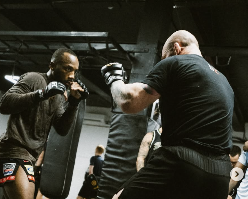 Leon Edwards cible un retour de novembre