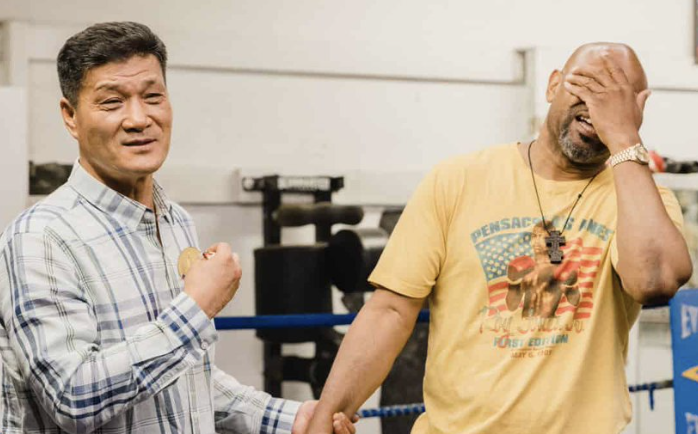 Roy Jones Jr. obtient l'or de 1988 de son rival après «vol»