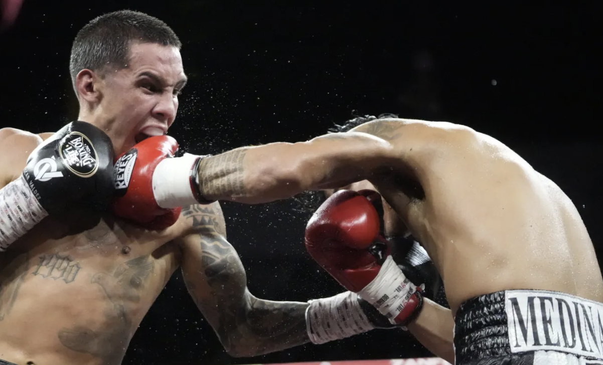 Oscar Valdez surmonte Richard Medina dans une victoire à unanime à unanime