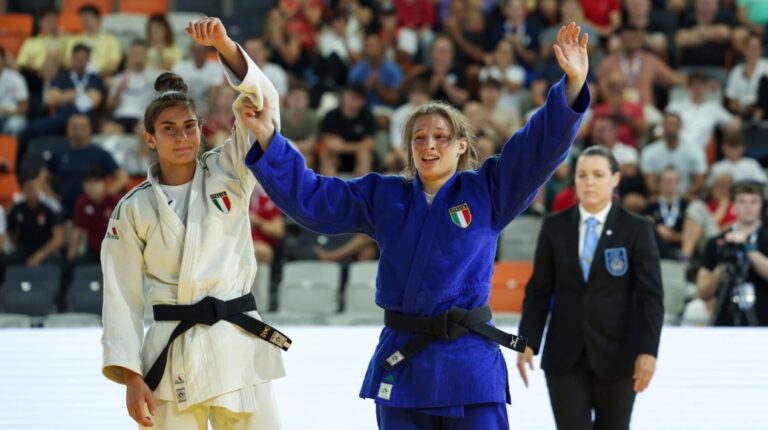 Gloire dorée pour l'Italie alors que Gaia Stella et Finestrone tournent la table des médailles