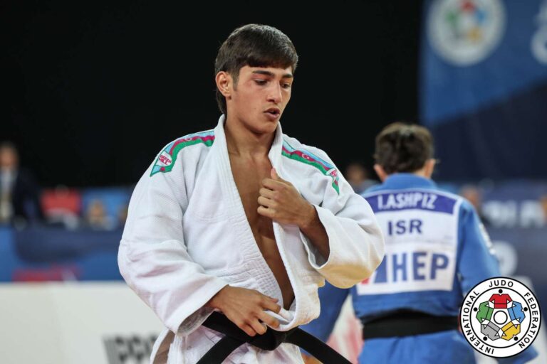 L'or historique pour Mahammad Musayev alors que l'Azerbaïdjan célèbre à Bratislava