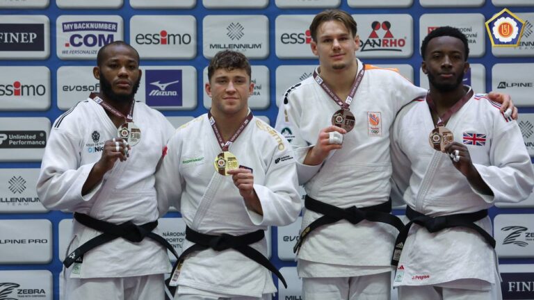 Le moment d'or de Kopecký pour la République tchèque à Prague