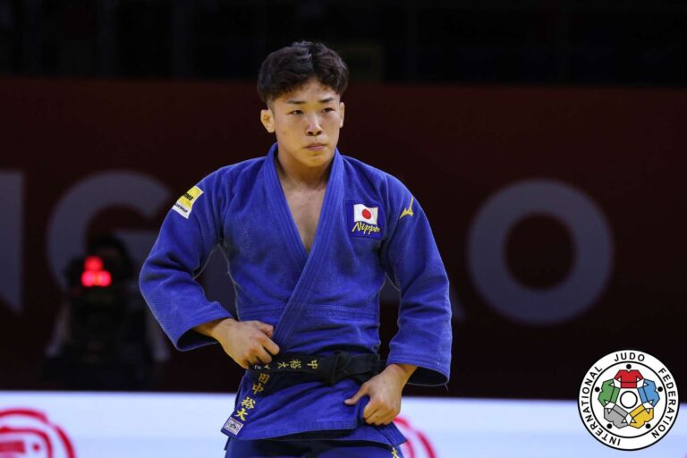 Tanaka prend le contrôle U73kg à Qingdao