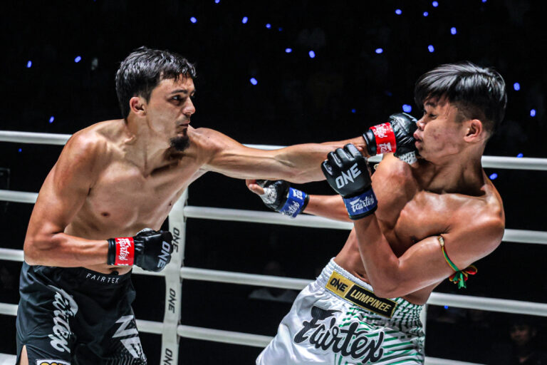 Un vendredi combat 124 résultats: Suriyanlek étouffe Decho, Ramazanov termine Dernnon
