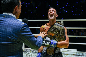 Jonathan di Bella Prajanchai pk saenchai une nuit de combat 31