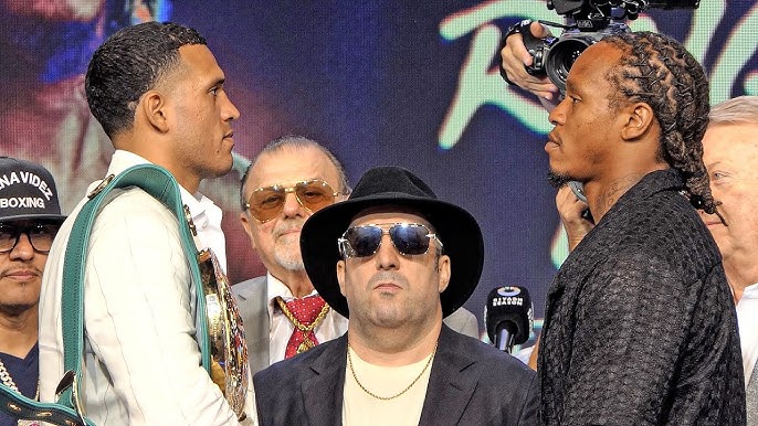 Haney et Benavidez pourraient se battre à nouveau en février