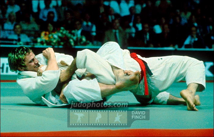 L'ingéniosité de l'armloc Adams