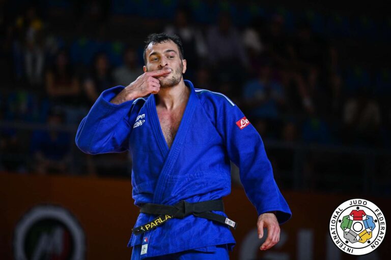 Parlati remporte l'or dans la confrontation des moins de 90 kg à Guadalajara
