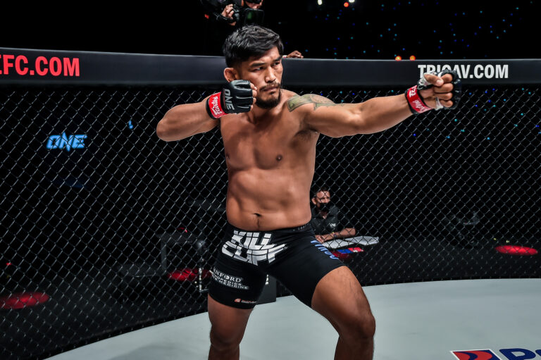 Regardez le One Fight Night 36 PEOM-INS ET TESTS D'HYDRATION