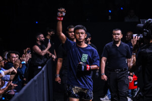 Panthère noire Johan Estupinan ONE Fight Night 37 4