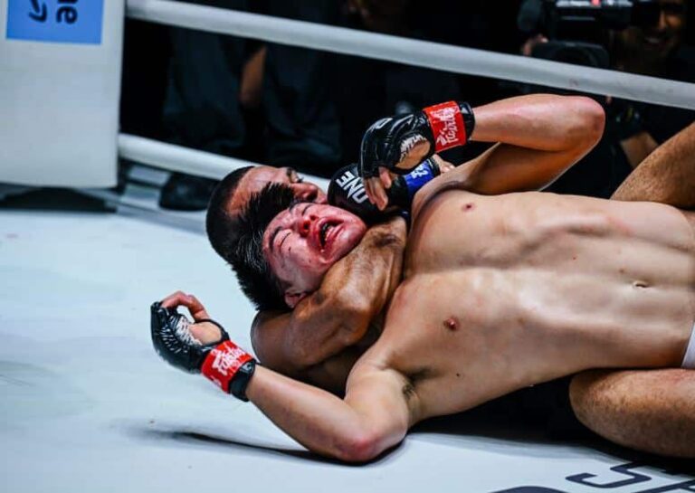 Ensemble Grappling Star Tye Ruotolo pour MMA Return Vs. Shozo Isojima à UN 173