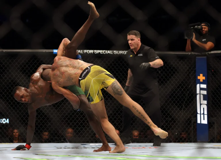 Alex Pereira et Khamzat Chimaev conviennent d’un éventuel match UFC BJJ