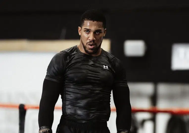 Joshua « connecté » et déjà au poids pour le combat de Paul