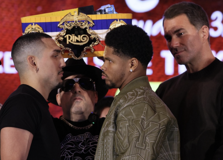 Conférence de presse de lancement de Teofimo Lopez contre Shakur Stevenson