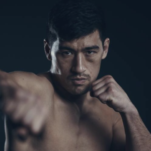 Bivol envisage la trilogie Beterbiev malgré la pression obligatoire de la WBO