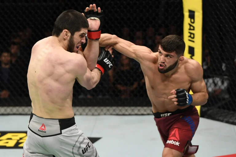 Arman Tsarukyan nie avoir refait surface les rumeurs concernant le match contre Islam Makhachev