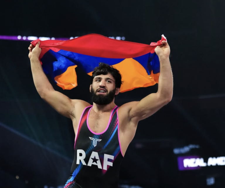 Arman Tsarukyan réservé pour un match de style libre à la RAF06