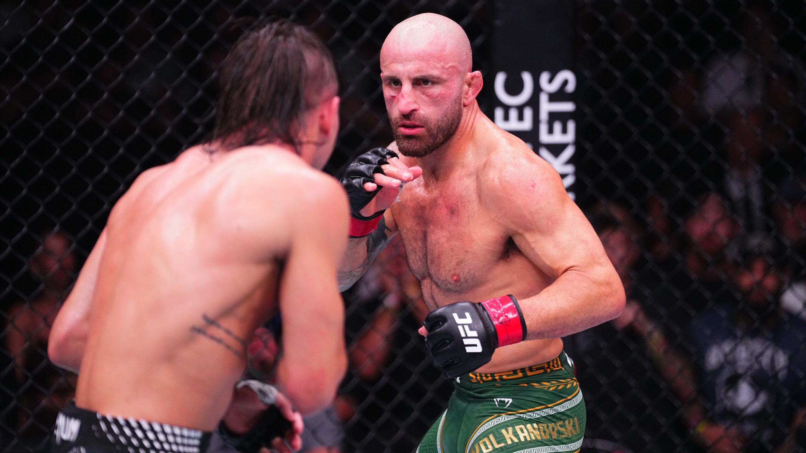 Alexander Volkanovski défend avec succès son titre lors de son deuxième match contre Diego Lopes