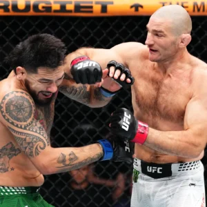 Sean Strickland parle de son départ de l&rsquo;UFC pour participer à la boxe