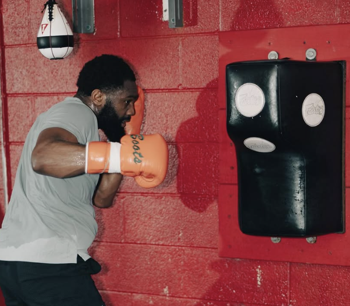 Ennis en pourparlers pour se battre pour un championnat unifié