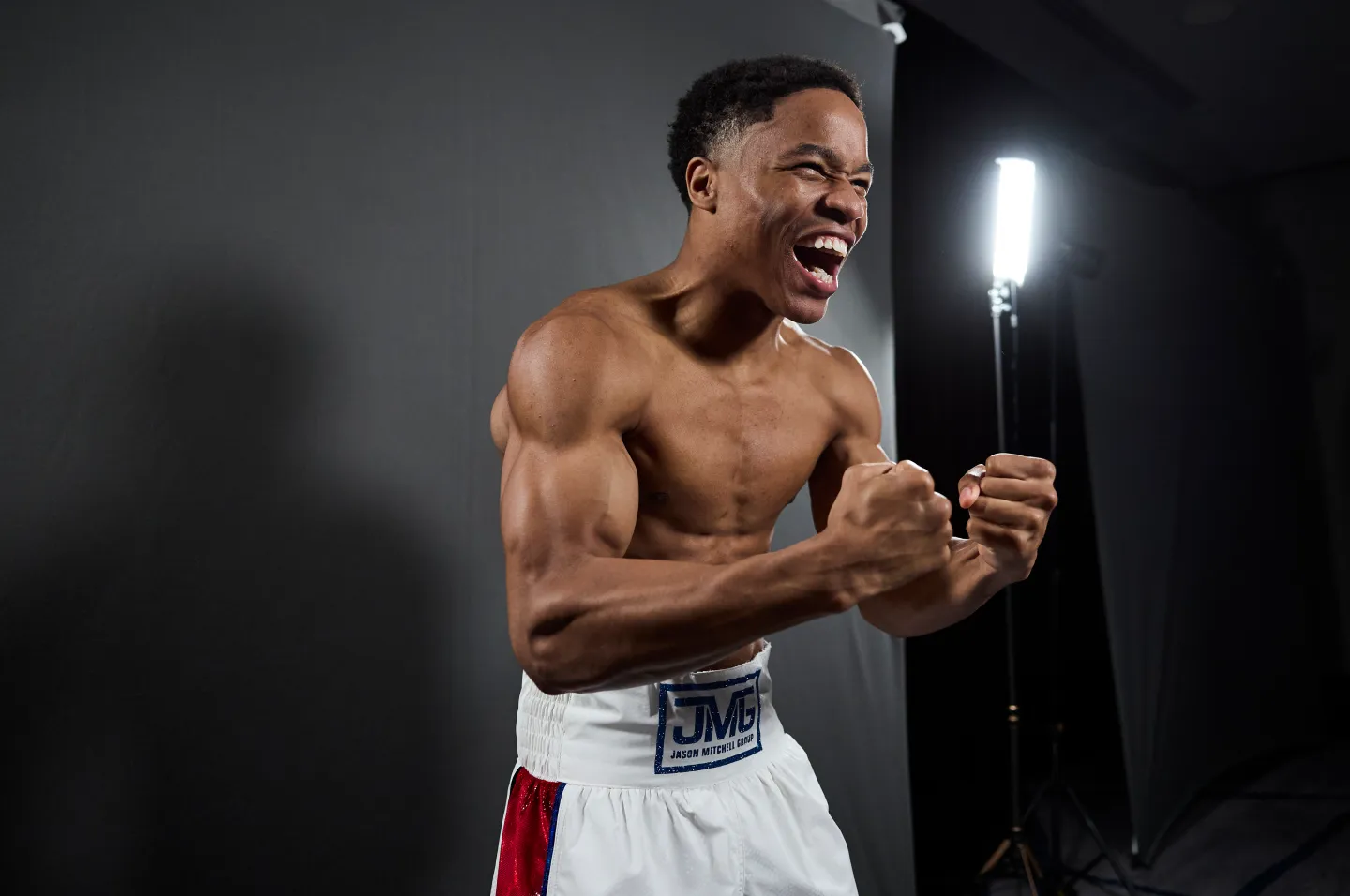 Floyd Schofield cible la ceinture WBA après l'inactivité de Tank Davis
