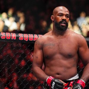Jon Jones « laisse les portes ouvertes » pour le retour de l’UFC