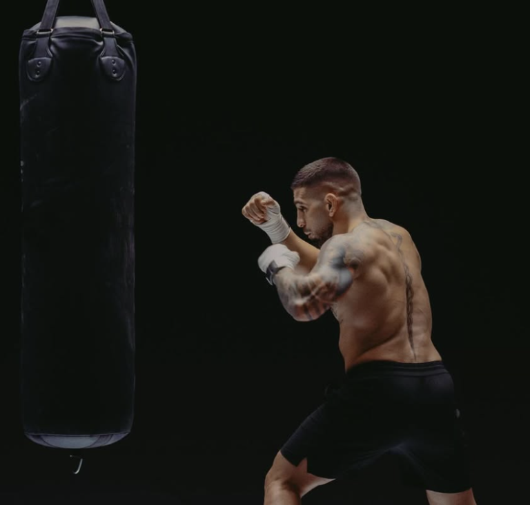 Topuria va trop fort selon ses Sparring Partners