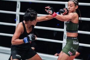 Itsuki Hirata Ritu Phogat UN SAMOURAÏ 1 11