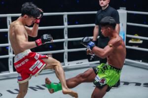 Nadaka Songchainoi Kiatsongrit UN SAMURAI 1 10