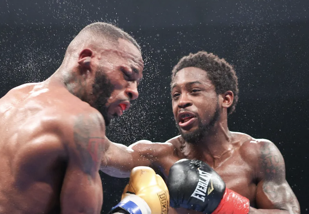 Keyshawn Davis remporte une autre victoire