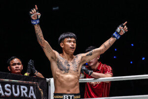 Nontachai Jitmuangnon Felipe Lobo ONE Fight Night 43 9
