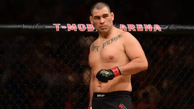 Cain Velasquez s&rsquo;apprête à apparaître comme analyste invité pour Rousey Vs. Carano