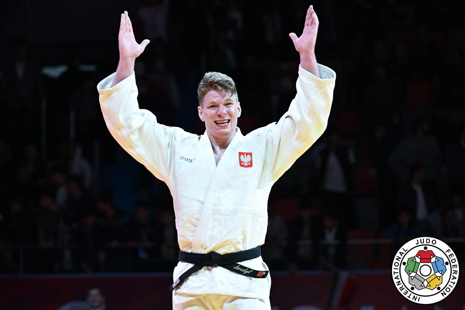 Le nouveau venu Jakub Sordyl remporte la première médaille d'or masculine du World Tour en une décennie pour la Pologne