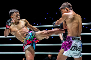 Banluelok Sitwatcharachai bat Rak Erawan par KO à The Inner Circle1