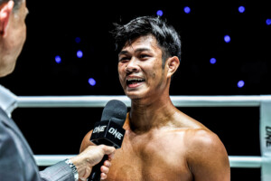 Kongchai Chanaidonmueang bat Valerii Strungari par KO à The Inner Circle3
