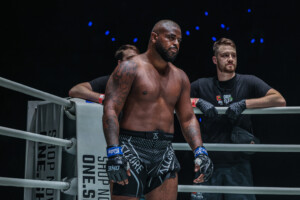 Paul Elliott Regan Upshaw ONE Fight Night 44 4