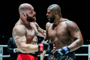 Paul Elliott Regan Upshaw ONE Fight Night 44 10
