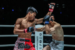 Ferrari Fairtex Shinji Suzuki ONE Fight Night 44 7