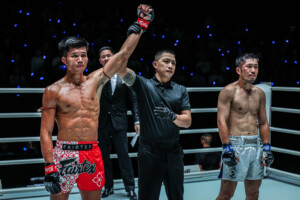 Ferrari Fairtex Shinji Suzuki ONE Fight Night 44 11
