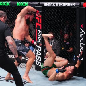 Résultats et faits saillants de l&rsquo;UFC Bakou : Rafael Fiziev arrête Manuel Torres et interpelle Oliveira