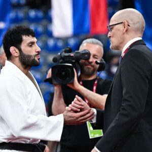 Vedat Albayrak : trois noms, trois pays, une carrière remarquable