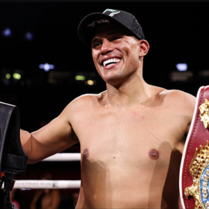 Benavidez révèle la stratégie derrière le prochain choix de l&rsquo;adversaire